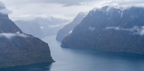  Widok na Aurlandsfjord