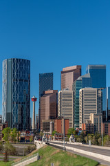 Fototapeta premium View of Calgary's skyline on a beautiful spring morning. 