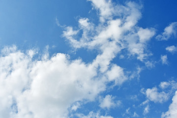 青い空と雲