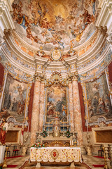 Fototapeta na wymiar Interior of the church of Saint Ignatius in Dubrovnik, Croatia.