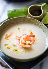White bean soup with shrimp
