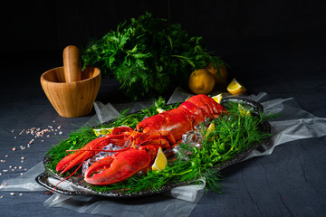 the cooked lobster on ice