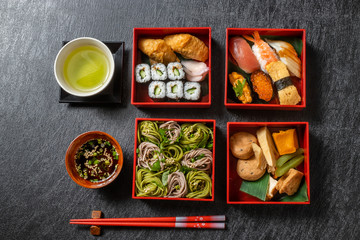 Fototapeta na wymiar 新そば Newly made raw soba Japanese foods