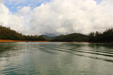 ooty lake, tamil nadu, india