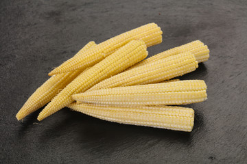 Raw baby corn