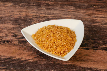 Vegetarian cuisine - dry bulgur for cooking