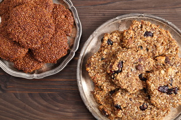 Amaranth and oat cookies.