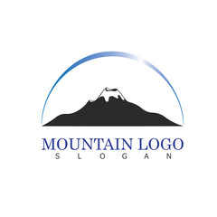 Fototapeta na wymiar Mountain Logo Design Icon Nature