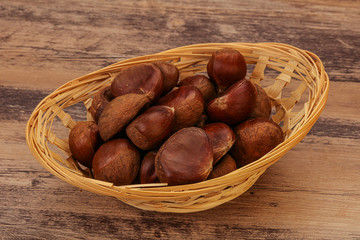 Chestnut heap in the bowl