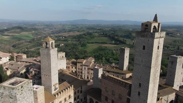San Gimignano vista delle torri con drone
