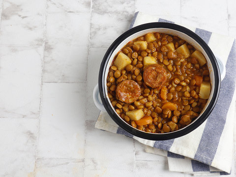 Estofado de lentejas con chorizo