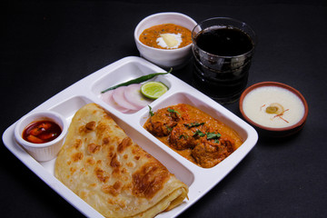 Indian Combo Paratha Sabji Meal Chicken Veg