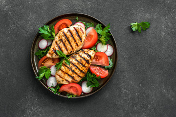 Grilled chicken and vegetables