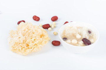 White Fungus Soup with Lotus Seeds
