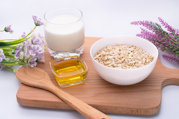 Natural oatmeal flakes, healthy food ingredients with vitamins.