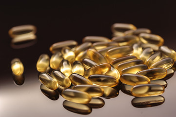yellow fish oil capsules, omega 3