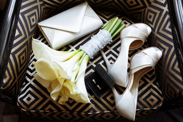 Bride's flowers and shoes