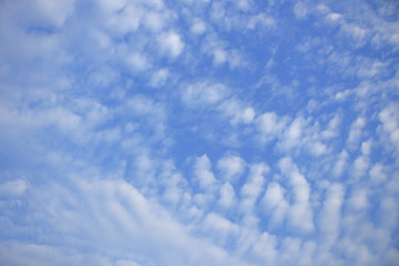 Beautiful clouds in the sky on a clear day.