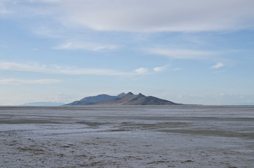 The range of Antelope island off into the distance of the great salt lake bed. 
