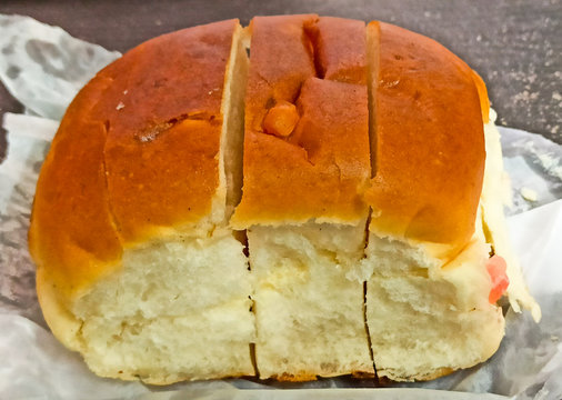 indian snack bun maska jam close-up