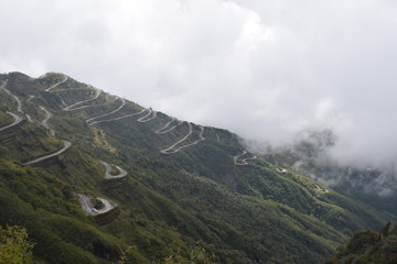 zigzag road in east sikkim