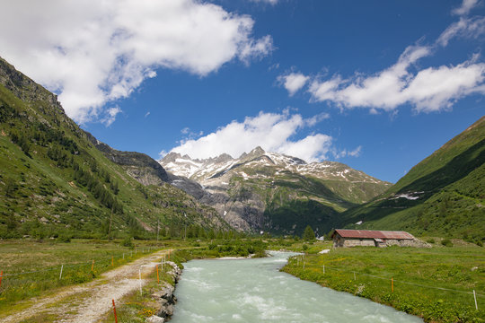 Rohnegletscher, Gletsch