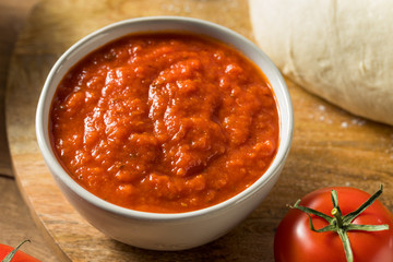 Fresh Organic Basil Tomato Pizza Sauce
