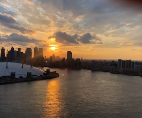 Obraz premium London skyline at sunset