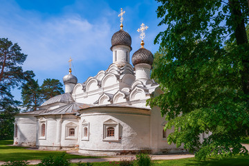 Fototapeta na wymiar Church of Archangel Michael in Arkhangelskoye Palace.Moscow Oblast.Russia