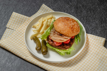 ハンバーガー　The American fast foods hamburger