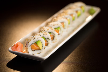 sushi without chopsticks