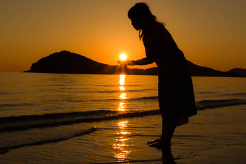 夕日すくい