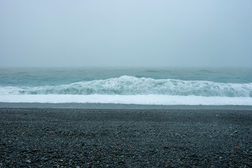 時化の波
