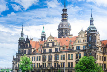 Fototapeta na wymiar street view of downtown Dresden, Germany
