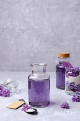 Obraz na płótnie Canvas Preparation of syrup from the flowers of lilac.