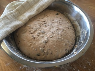 Sourdough with grains in a bowl