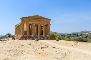 Fototapeta na wymiar Temple of Concordia in the Valley of the Temples in Agrigento