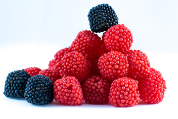 moras-golosinas-azucar-dulce-niños-glucosa-rojo