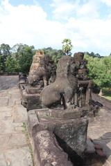 Fototapeta na wymiar Temple Bakong à Angkor, Cambodge