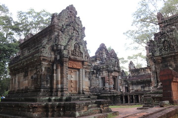 Fototapeta na wymiar Temple à Angkor, Cambodge 