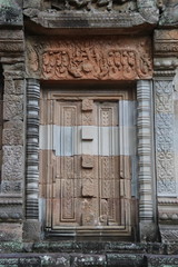 Porte du temple Baphûon à Angkor, Cambodge