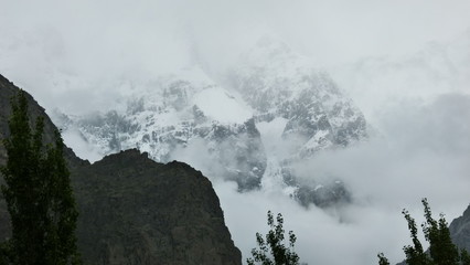 A clow up of mountain covered with snow