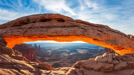 Sunrise at Mesa Arch, Canyonlands 