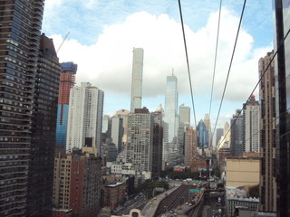 View over Manhattan from the cable car 5