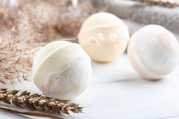 Bath bombs in spa composition