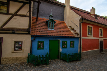 casa de frank kafka en el callejon de oro praga republica checa