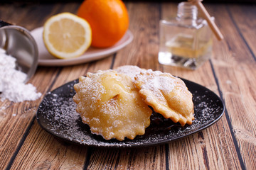 Seadas zucchero a velo