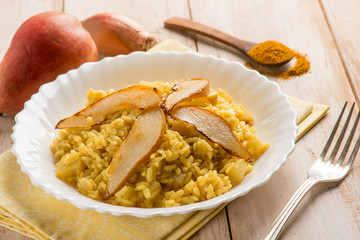 risotto with curry and pears