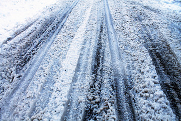 snow on the road © Jacek