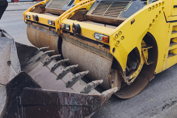 Flexible pavements, the upper layer of asphalt a construction aggregate with a bituminous binder.